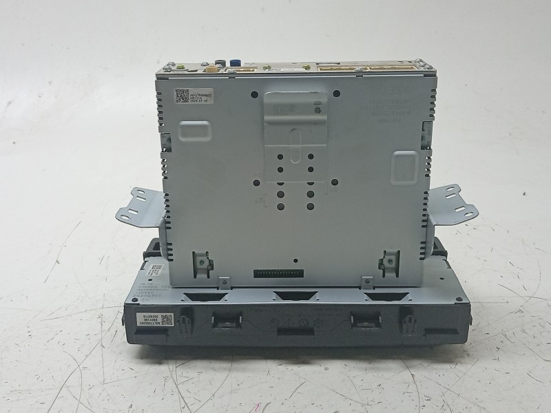 Recambio de sistema navegacion gps para kia stonic (yb) 1.0 t-gdi eco-dynamics+ referencia OEM IAM  96560H8920FHV 