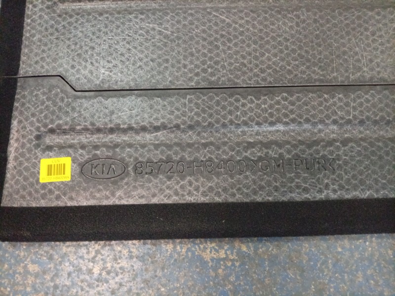 Recambio de alfombra maletero para kia stonic (yb) 1.0 t-gdi eco-dynamics+ referencia OEM IAM  85720H8400 