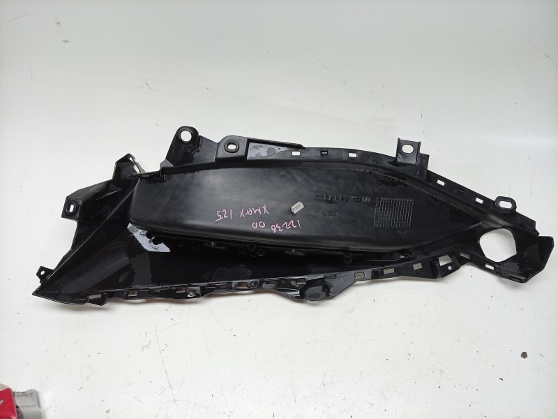 Recambio de estribo lateral para yamaha x-max x-max 400 (sh11) referencia OEM IAM  BL1F748800 