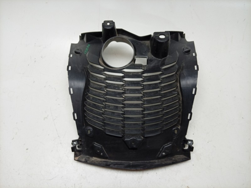Recambio de moldura para yamaha x-max x-max 400 (sh11) referencia OEM IAM  B74F837N00 
