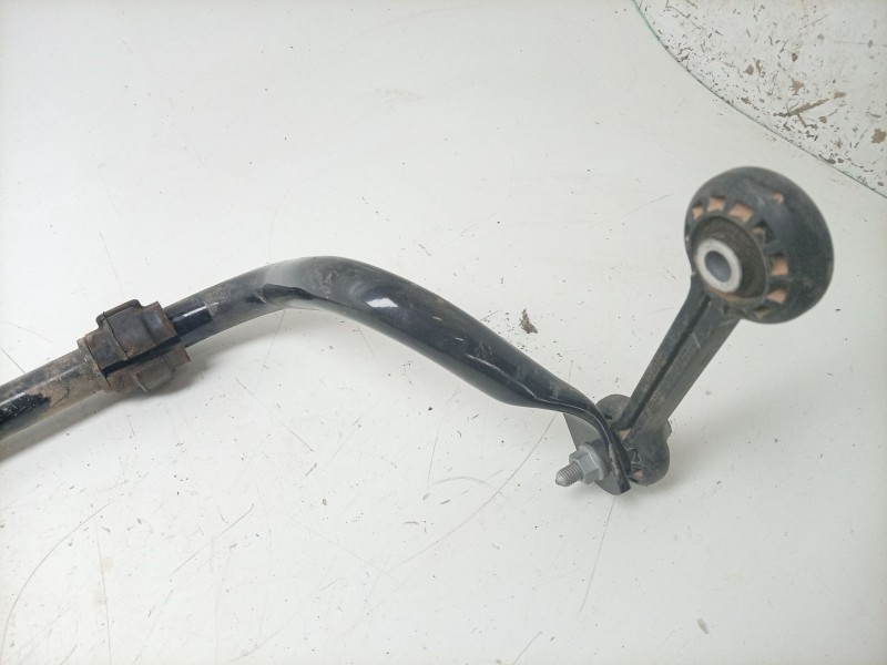 Recambio de barra estabilizadora delantera para audi a5 sportback (f5a, f5f) 40 tfsi mild hybrid referencia OEM IAM  8W0411309A 