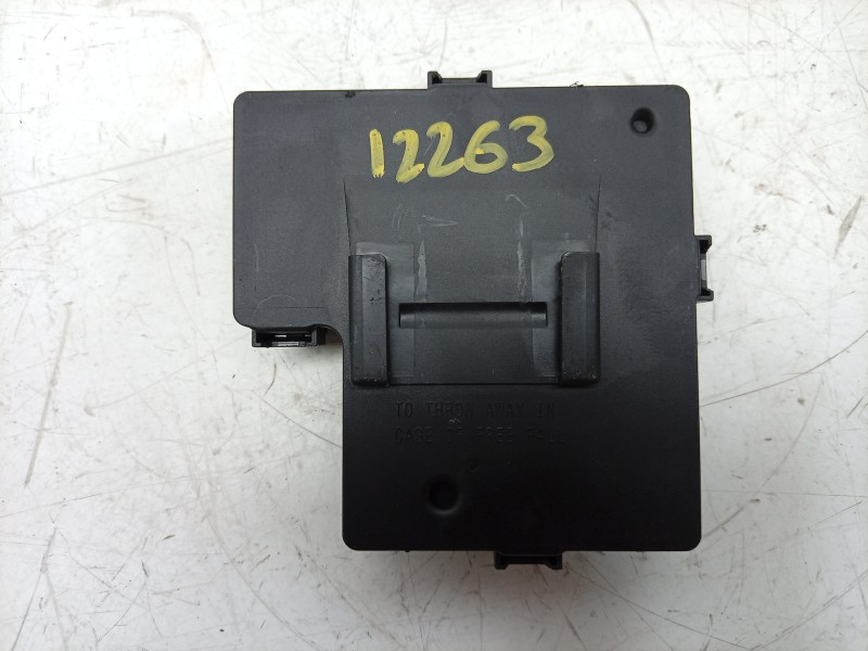 Recambio de modulo electronico para dacia sandero iii 1.0 tce 90 eco-g referencia OEM IAM AAA23964901 285E29439R 