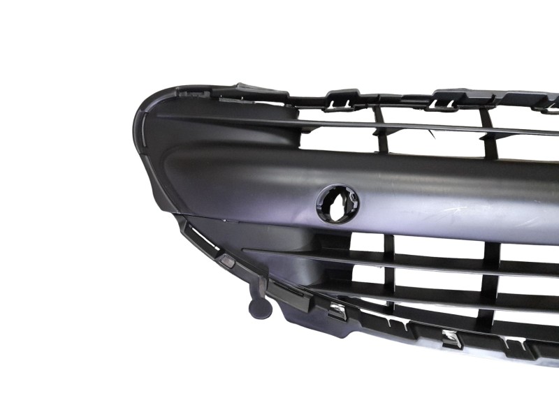 Recambio de rejilla paragolpes central para peugeot 207 referencia OEM IAM  7414QA 107172704/5381003/PG3202120