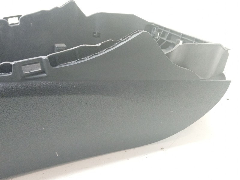Recambio de apoyabrazos central para mercedes-benz cle cle 220d referencia OEM IAM  A2066809601 