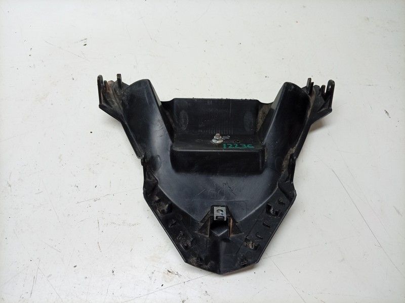 Recambio de moldura para yamaha x-max x-max 400 (sh11) referencia OEM IAM  B74F165100 