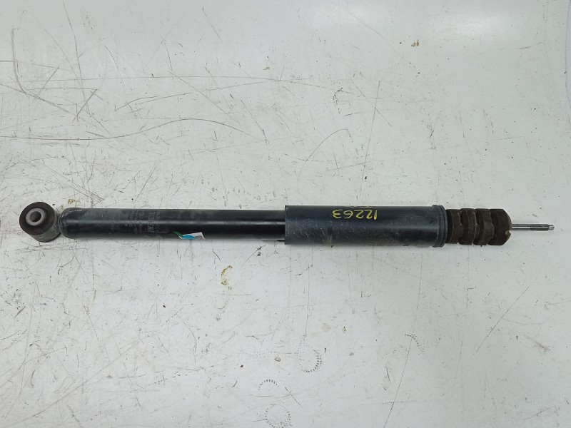 Recambio de amortiguador trasero derecho para dacia sandero iii 1.0 tce 90 eco-g referencia OEM IAM  562102144R 