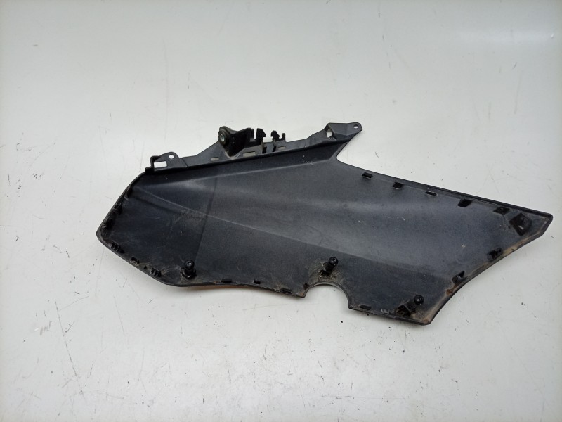 Recambio de moldura para yamaha x-max x-max 400 (sh11) referencia OEM IAM  BL1F835100P6 
