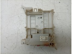CAJA RELES / FUSIBLES 827300K530 