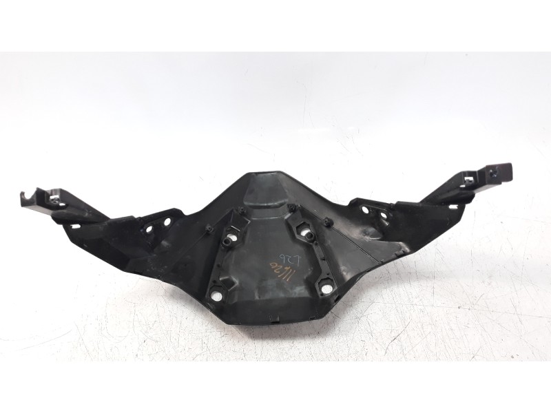 Recambio de guardabarros para honda forza nss 750 referencia OEM IAM 64231MKVD00  