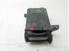 Recambio de moldura para toyota hilux (gun1) doble cabina dlx 4x4 referencia OEM IAM  66995KK020  2