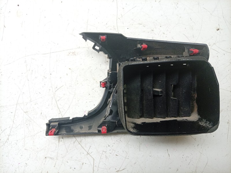 Recambio de rejilla aireadora para toyota hilux (gun1) doble cabina dlx 4x4 referencia OEM IAM  55650KK070 