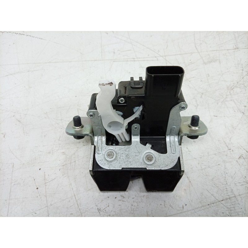 Recambio de cerradura maletero / porton para kia sportage (nq5) drive referencia OEM IAM  81800P2000 