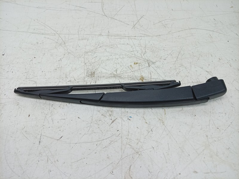 Recambio de brazo limpia trasero para hyundai i20 iii (bc3, bi3) 1.0 t-gdi hybrid 48v referencia OEM IAM  98815C8000 