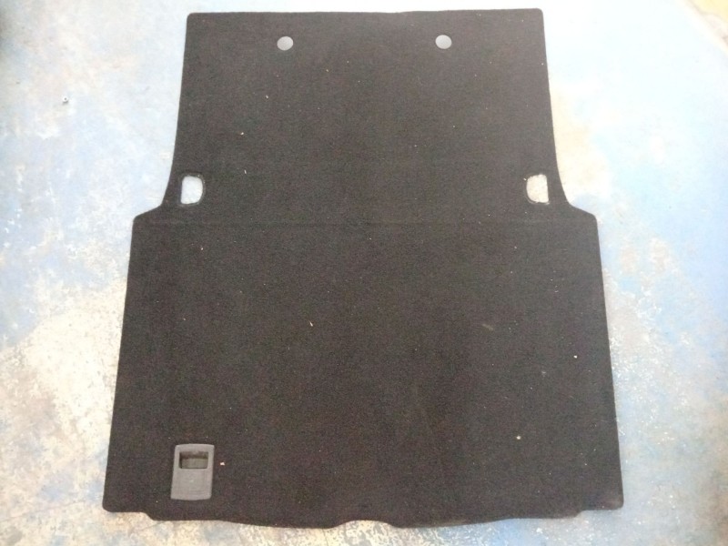 Recambio de alfombra maletero para maserati ghibli iii (m157) 3.0 s q4 referencia OEM IAM  670040426 