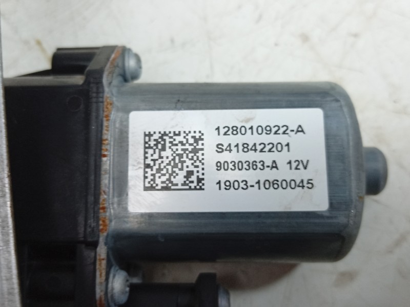 Recambio de elevalunas delantero izquierdo para dacia sandero iii 1.0 tce 90 eco-g referencia OEM IAM  807218548R 