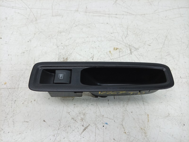 Recambio de mando elevalunas trasero derecho para dacia sandero iii 1.0 tce 90 eco-g referencia OEM IAM  254013145R 