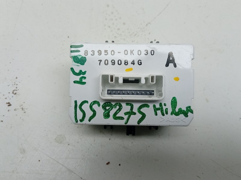 Recambio de sensor airbag para toyota hilux (gun1) doble cabina dlx 4x4 referencia OEM IAM  839500K030 