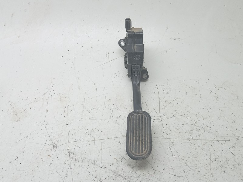 Recambio de potenciometro pedal para toyota hilux (gun1) doble cabina dlx 4x4 referencia OEM IAM  781100K030 