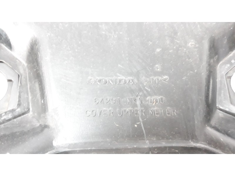 Recambio de guardabarros para honda forza nss 750 referencia OEM IAM 64231MKVD00  