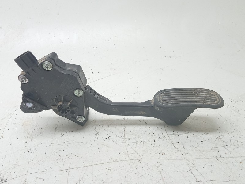 Recambio de potenciometro pedal para toyota hilux (gun1) doble cabina dlx 4x4 referencia OEM IAM  781100K030 