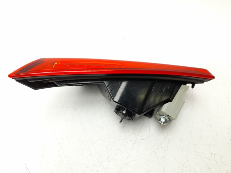 Recambio de piloto trasero derecho interior para maserati ghibli iii (m157) 3.0 s q4 referencia OEM IAM  670109149 