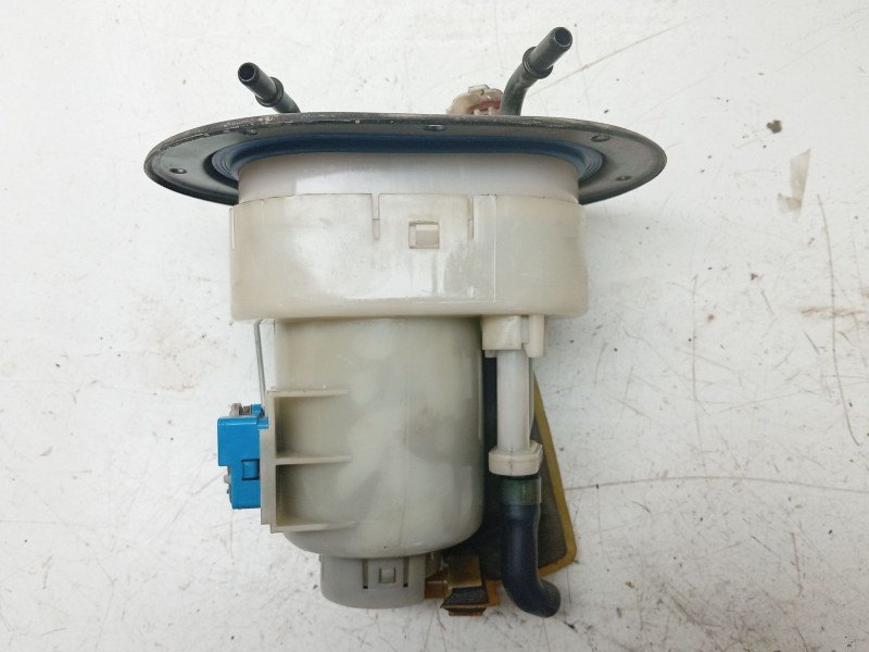 Recambio de bomba combustible para kia sportage ii (je_, km_) 2.0 i 16v referencia OEM IAM   