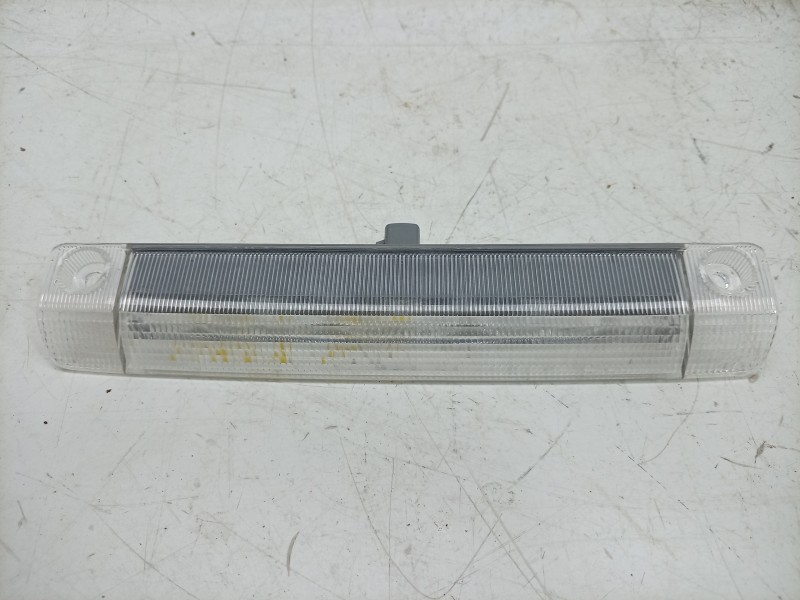 Recambio de luz central de freno para toyota yaris cross (mxp_) 1.5 hybrid (mxpj10) referencia OEM IAM  8157047051 