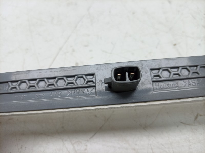 Recambio de luz central de freno para toyota yaris cross (mxp_) 1.5 hybrid (mxpj10) referencia OEM IAM  8157047051 