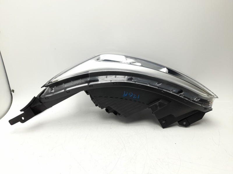 Recambio de faro izquierdo para kia stonic (yb) 1.0 t-gdi eco-dynamics+ referencia OEM IAM  92101H8200 
