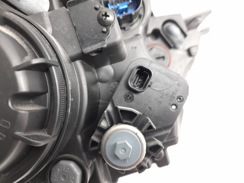 Recambio de faro izquierdo para kia stonic (yb) 1.0 t-gdi eco-dynamics+ referencia OEM IAM  92101H8200 