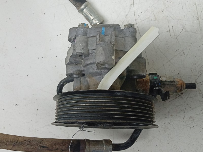 Recambio de bomba direccion para toyota hilux (gun1) doble cabina dlx 4x4 referencia OEM IAM  443100K142 