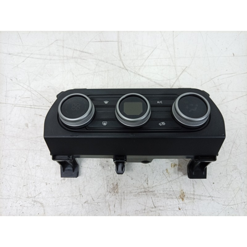 Recambio de mando climatizador para dacia sandero iii 1.0 tce 90 eco-g referencia OEM IAM   