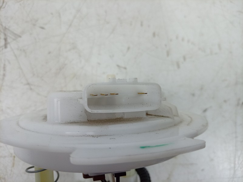 Recambio de bomba combustible para dacia sandero iii 1.0 tce 90 eco-g referencia OEM IAM  172020253R 