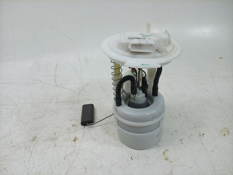 Recambio de bomba combustible para dacia sandero iii 1.0 tce 90 eco-g referencia OEM IAM  172020253R 