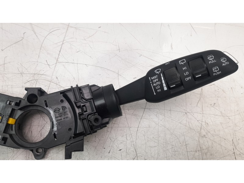 Recambio de mando multifuncion para ssangyong rexton limited 4x4 referencia OEM IAM 8591036600  