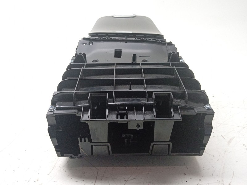 Recambio de moldura para mercedes-benz cle cle 220d referencia OEM IAM   