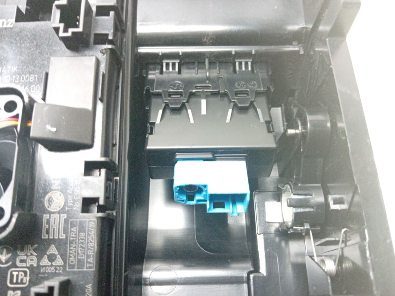 Recambio de moldura para mercedes-benz cle cle 220d referencia OEM IAM   