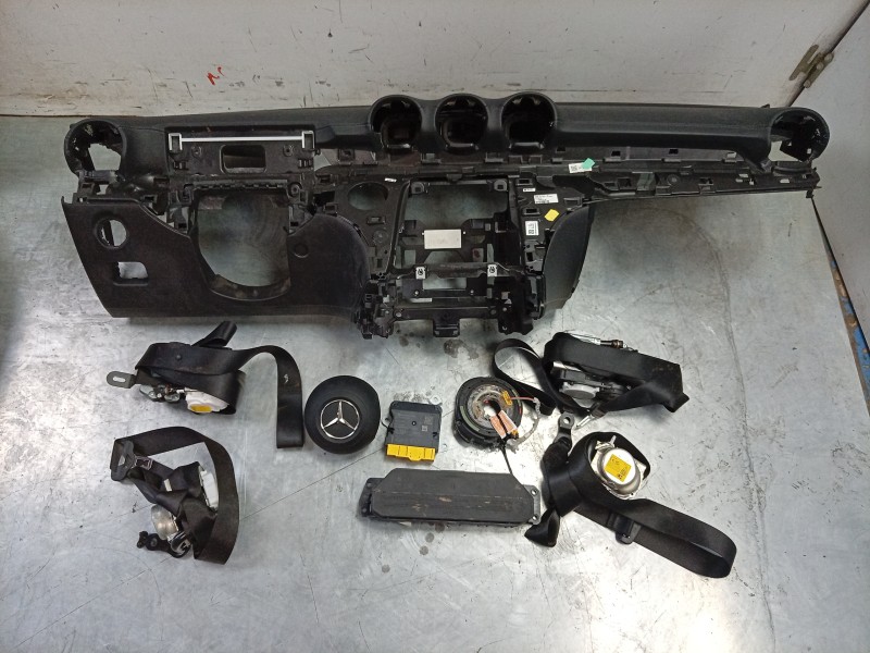 Recambio de kit airbag para mercedes-benz cle cle 220d referencia OEM IAM 20668024079051 20668024079051 