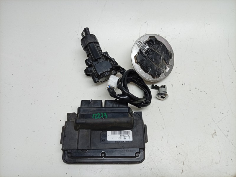 Recambio de conmutador de arranque para kawasaki zx-4r zx-4r referencia OEM IAM  270050725 