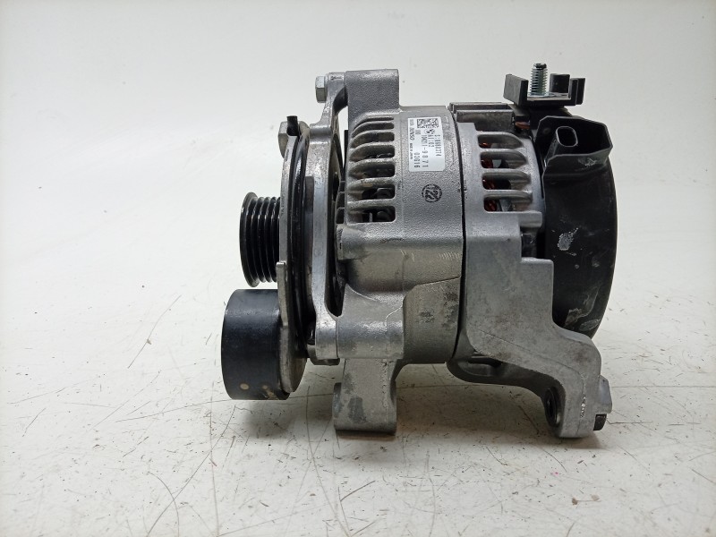 Recambio de alternador para bmw serie 1 lim. (f40) 120i referencia OEM IAM  12318680374 