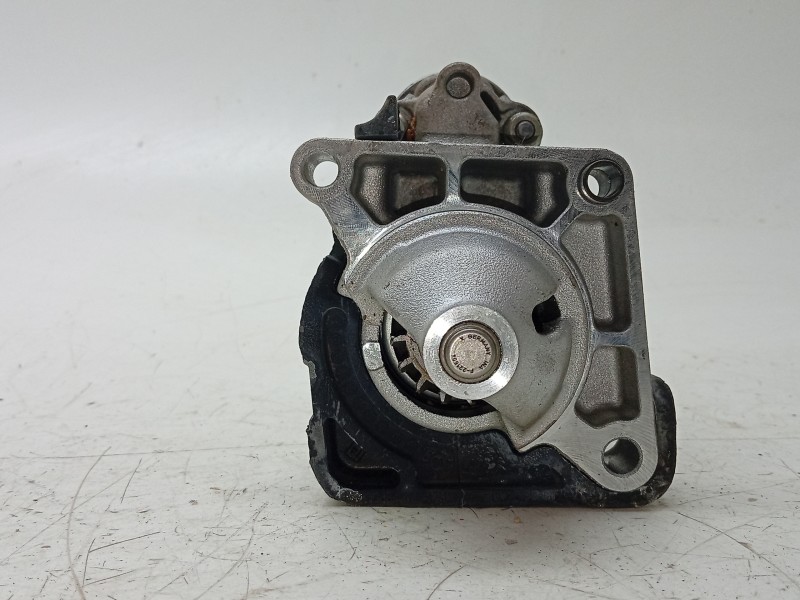 Recambio de motor arranque para bmw serie 1 lim. (f40) 120i referencia OEM IAM  12418580390 ARF410004