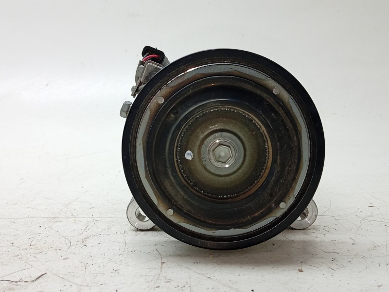 Recambio de compresor aire acondicionado para bmw serie 1 lim. (f40) 120i referencia OEM IAM  64527948797 320268