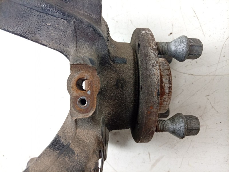 Recambio de mangueta delantera derecha para renault clio iv (bh_) 0.9 tce 90 referencia OEM IAM  400140589R 