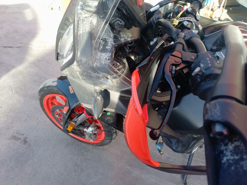 Recambio de maneta exterior delantera izquierda para ktm 890 smt referencia OEM IAM   