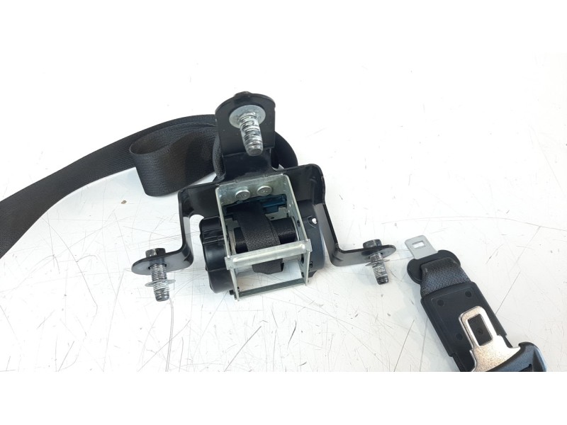 Recambio de cinturon seguridad trasero central para hyundai tucson referencia OEM IAM 89850N7000NNB  