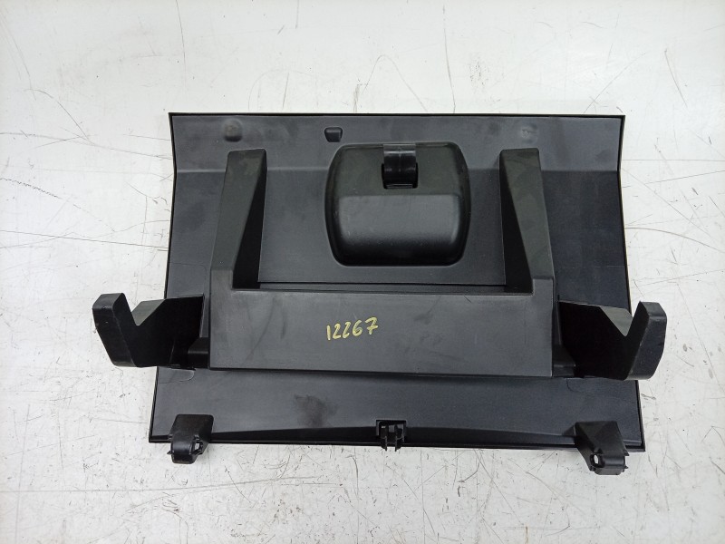 Recambio de guantera para dacia sandero iii 1.0 tce 90 eco-g referencia OEM IAM  682523993R 