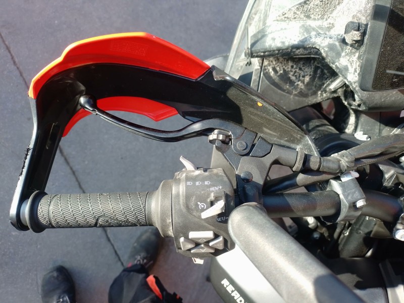 Recambio de piña luces izquierda para ktm 890 smt referencia OEM IAM   
