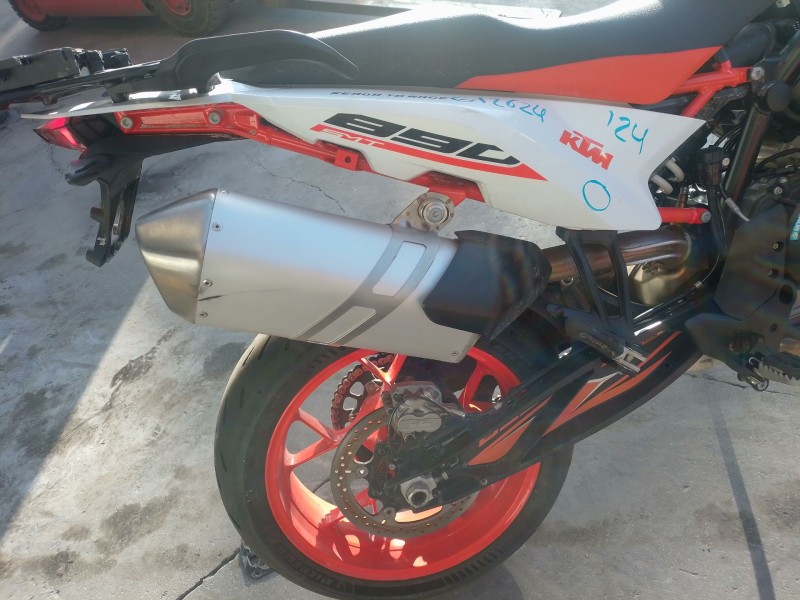 Recambio de silenciador trasero para ktm 890 smt referencia OEM IAM   
