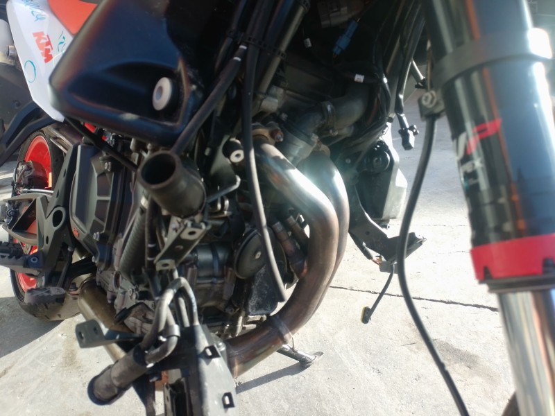 Recambio de colector escape para ktm 890 smt referencia OEM IAM   