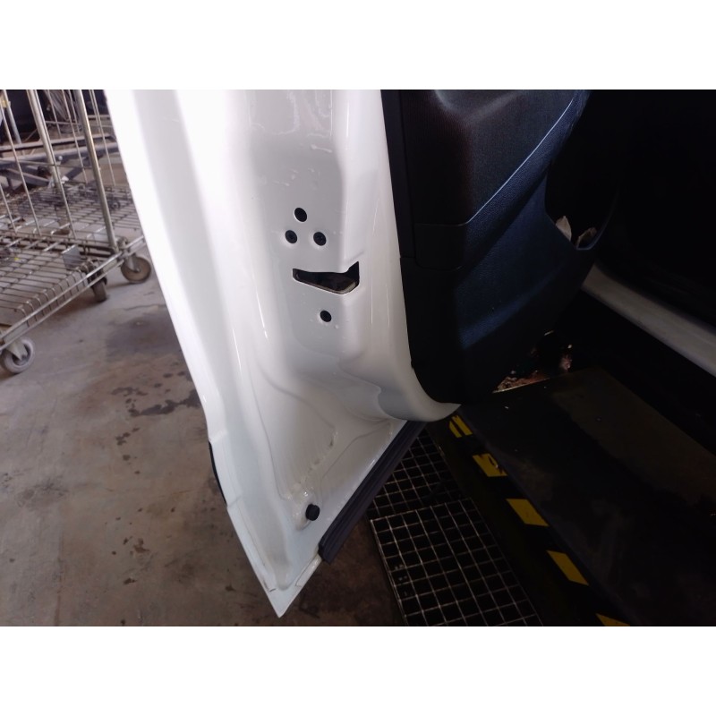 Recambio de cerradura puerta delantera izquierda para ford transit courier b460 furgoneta/monovolumen 1.5 tdci referencia OEM IA